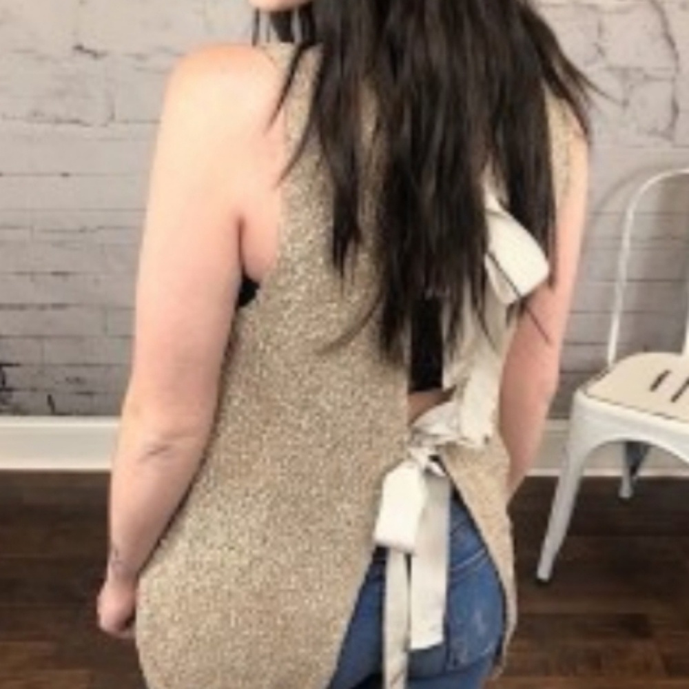 Hummingbird NWOT Sleeveless Tie Back Top S/M. - Picture 6 of 8